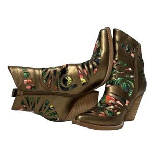 JEFFREY CAMPBELL x FREE PEOPLE  Wilshire Metallic Leather Ankle Boots Size 7